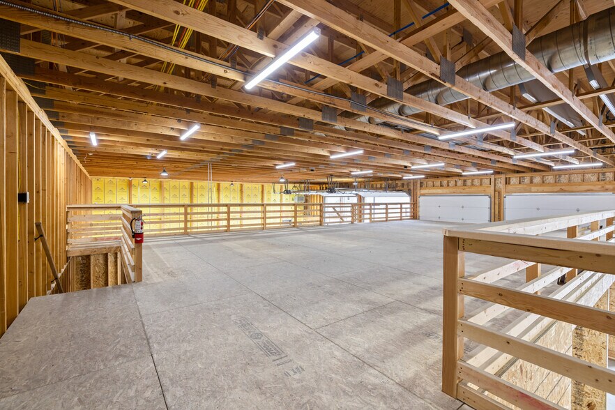 More Photos Of 115 W Wyoming St, Kalispell Warehouse For Sale
