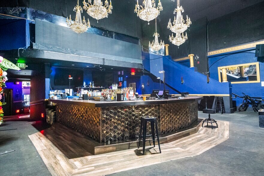More Photos Of 228 Castro St, Mountain View Bar For Sale