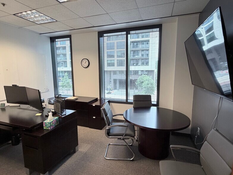 More Photos Of 1420 Peachtree St NE, Atlanta Office For Lease