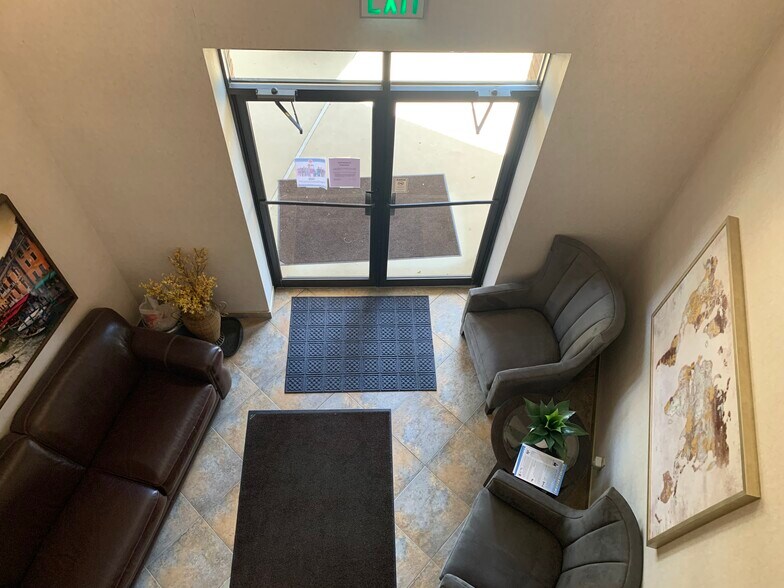 More Photos Of 7071 Corporate Way, Dayton Office For Lease