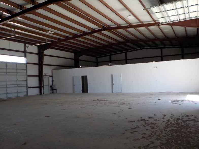 More Photos Of 5151 Logan's Run, Harlingen Unknown For Lease