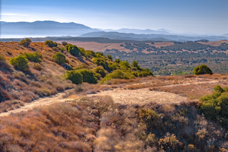 More Photos Of 35977 Avenida La Cresta, Murrieta Land For Sale