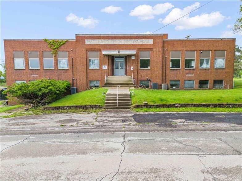 More Photos Of 1530 Hillcrest Ave, Washington Schools For Sale