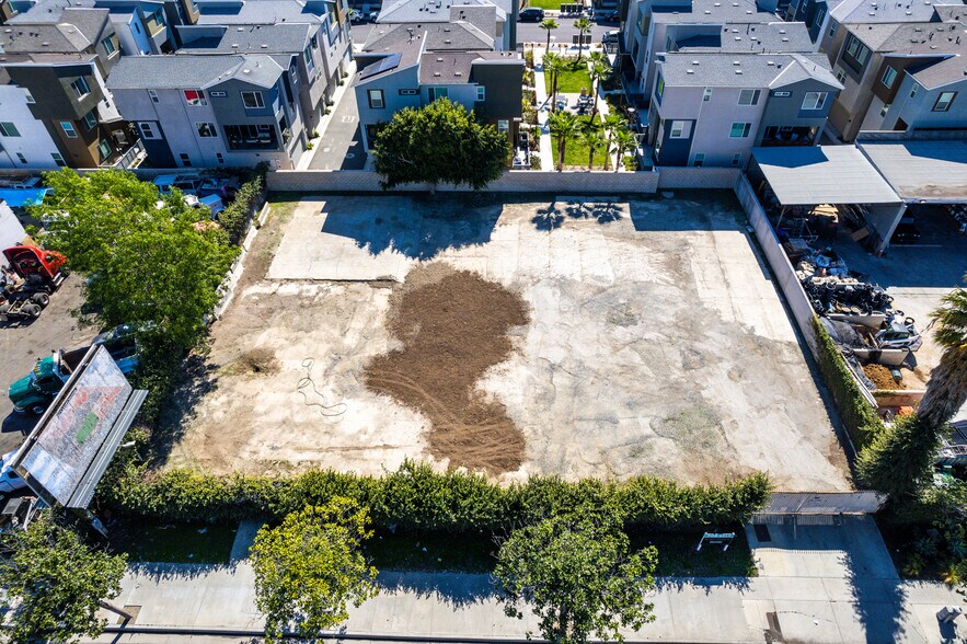 Primary Photo Of 922 E 4th St, Santa Ana Land For Sale