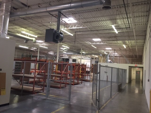 More Photos Of 1430 Vanderbilt Dr, El Paso Warehouse For Lease