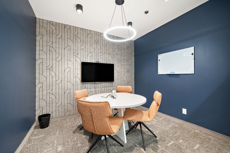More Photos Of 9900 Boul Cavendish, Montréal Coworking Space