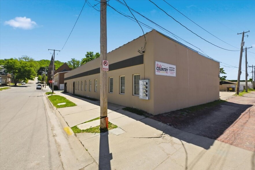 More Photos Of 600 S 4th St, Council Bluffs Office For Lease