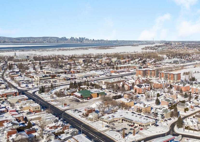 More Photos Of 597 Ch De Saint-Jean, La Prairie Office For Sale