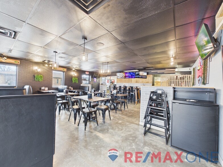 More Photos Of 108 W Kansas Ave, Garden City Office For Sale