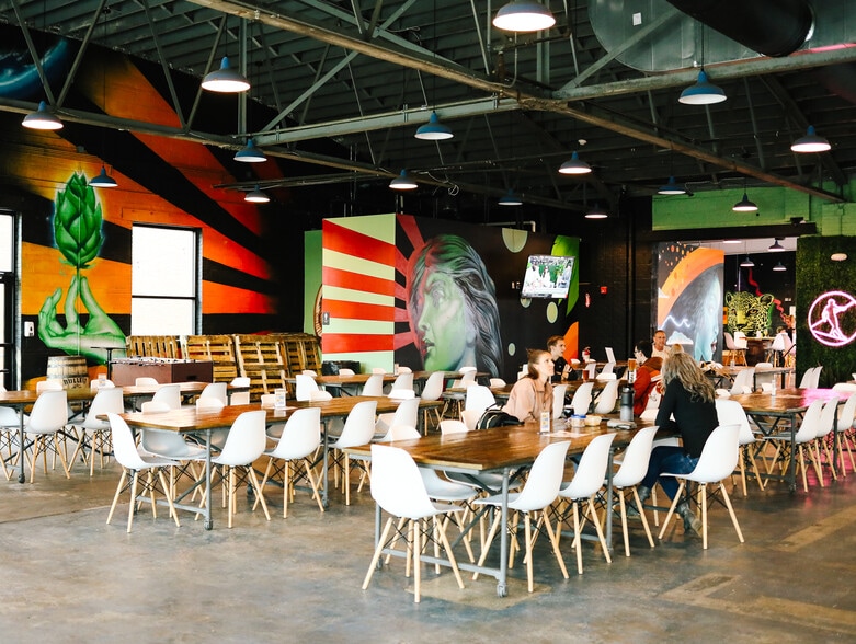 More Photos Of 1020 Princess St, Wilmington Restaurant For Sale