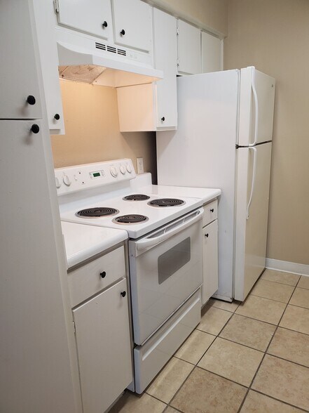 More Photos Of 206 Plaza Verde Dr, Houston Apartments For Sale