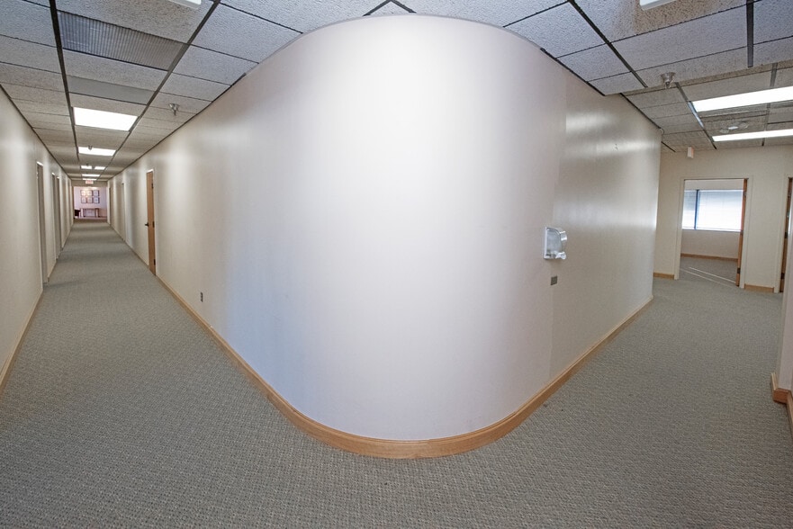 More Photos Of 201 E 56th Ave, Anchorage Office For Sale