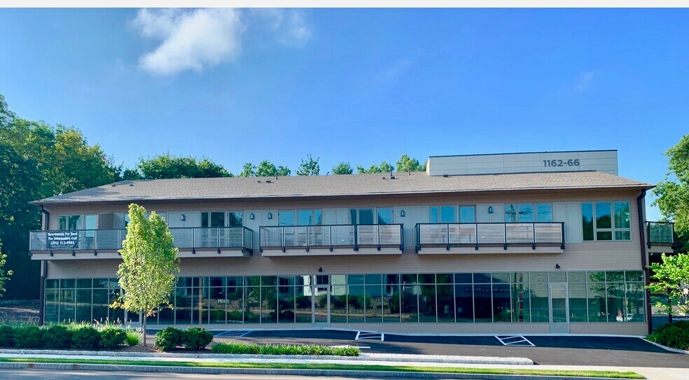 More Photos Of 1166 E Putnam Ave, Riverside Storefront Retail Office For Lease