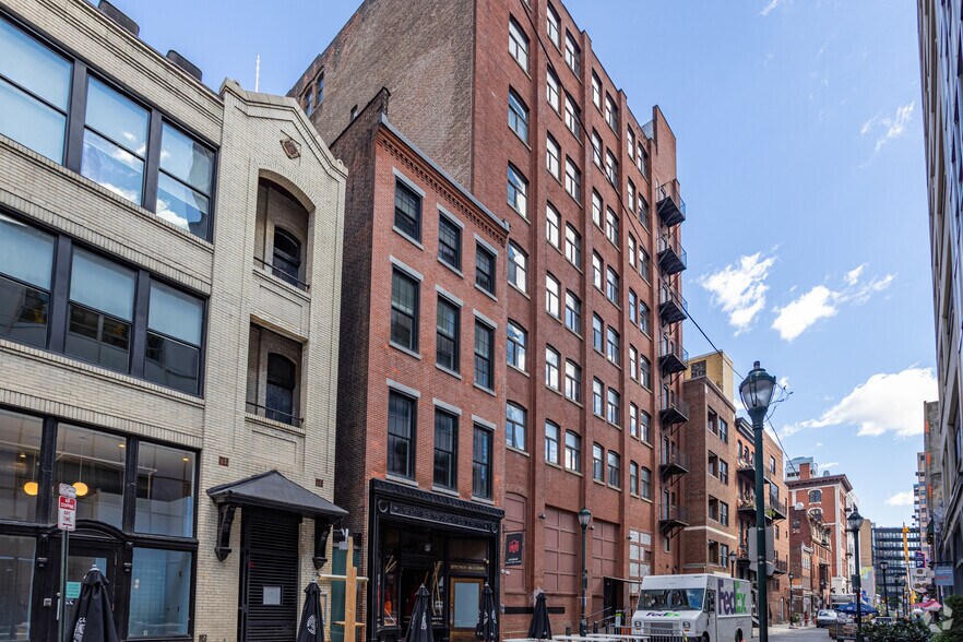 Primary Photo Of 1217 Sansom St, Philadelphia Loft Creative Space For Lease