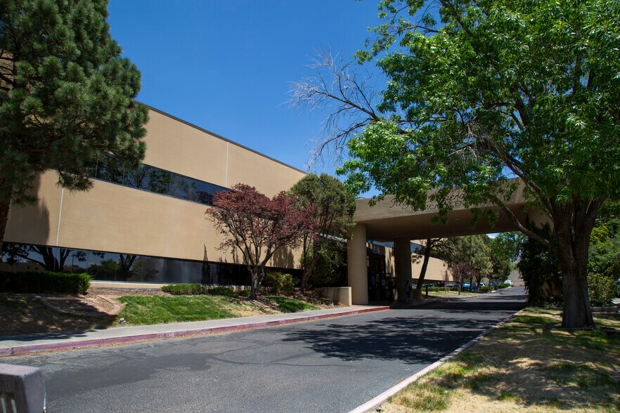 More Photos Of 101 Hospital Loop NE, Albuquerque Medical For Sale
