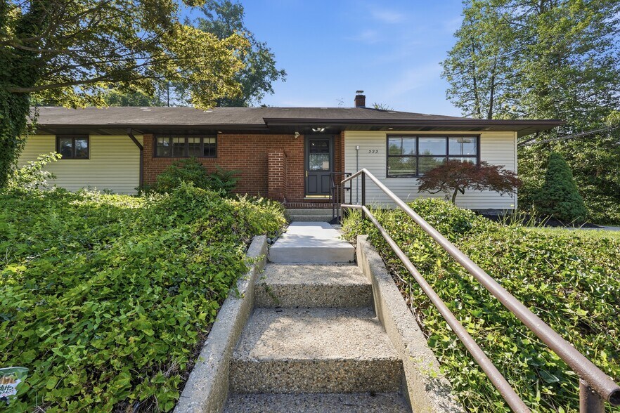 Primary Photo Of 222 Gibbsboro Rd, Clementon Office For Sale