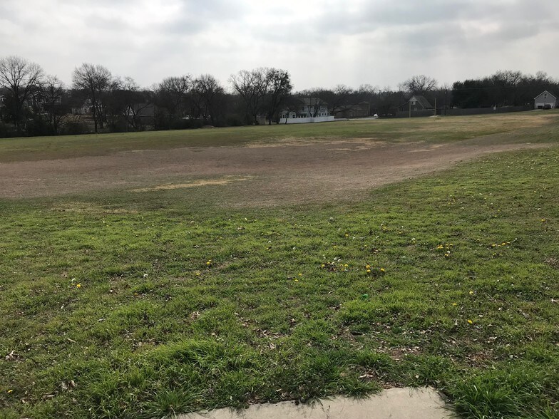 More Photos Of 401 S College, McKinney Land For Sale