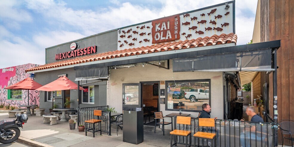 Primary Photo Of 916-918 N Coast Highway 101, Encinitas Restaurant For Sale