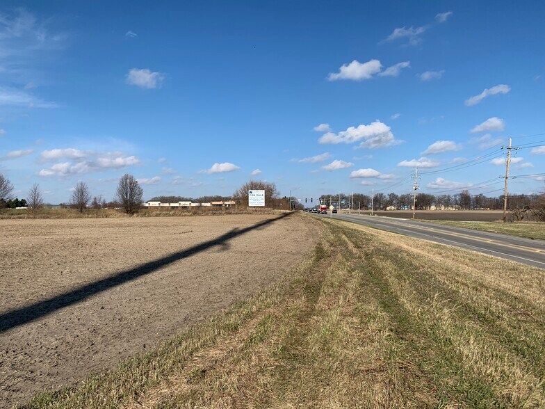 More Photos Of 1 & 2 BOOMBAH Blvd, Yorkville Land For Sale