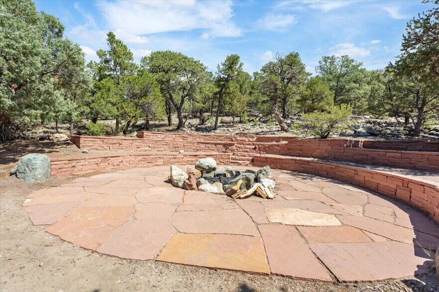 More Photos Of 2538 W Carefree Wy, Crestone Schools For Sale