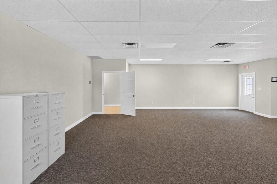 More Photos Of , Tampa Office For Sale