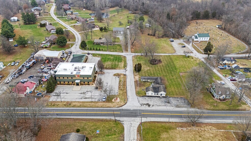 More Photos Of 7200 US-150, Greenville Office For Sale