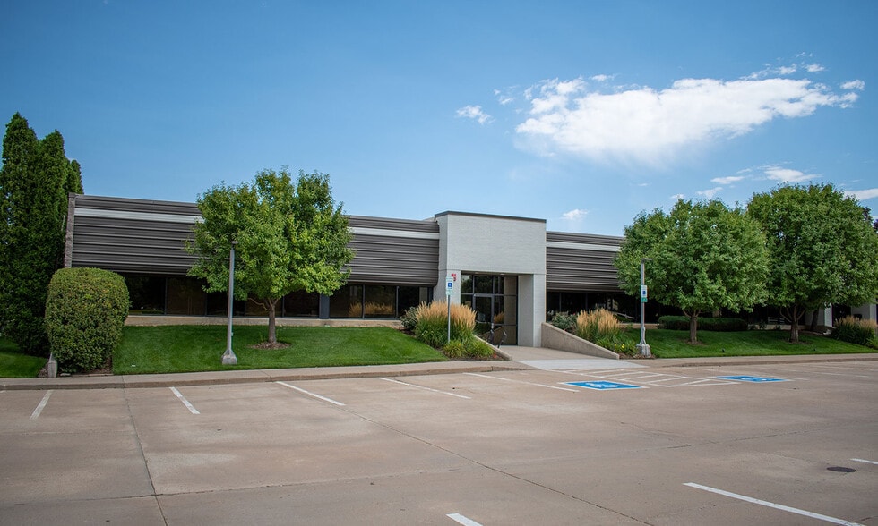 More Photos Of 1200 S Fordham St, Longmont Manufacturing For Lease