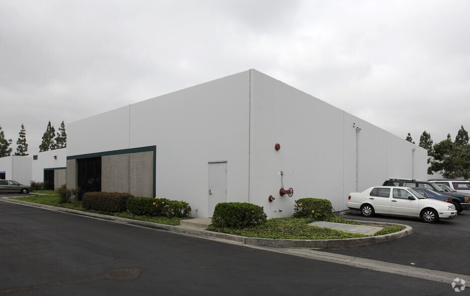 More Photos Of 1961 E Miraloma Ave, Placentia Unknown For Lease