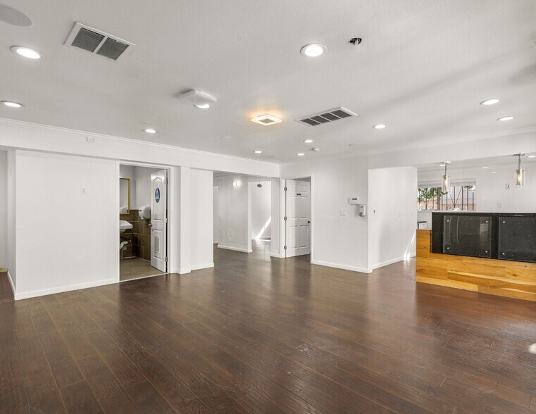 More Photos Of 556 N 1st St, San Jose Medical For Sale