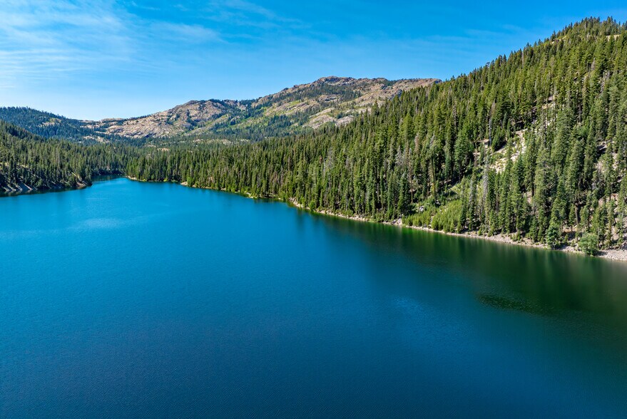 More Photos Of 000 East Meadow Drive, Sierraville Land For Sale