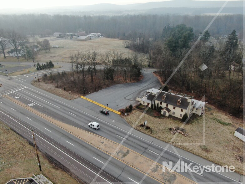 More Photos Of 824 E Benjamin Franklin Hwy, Douglassville Freestanding For Sale