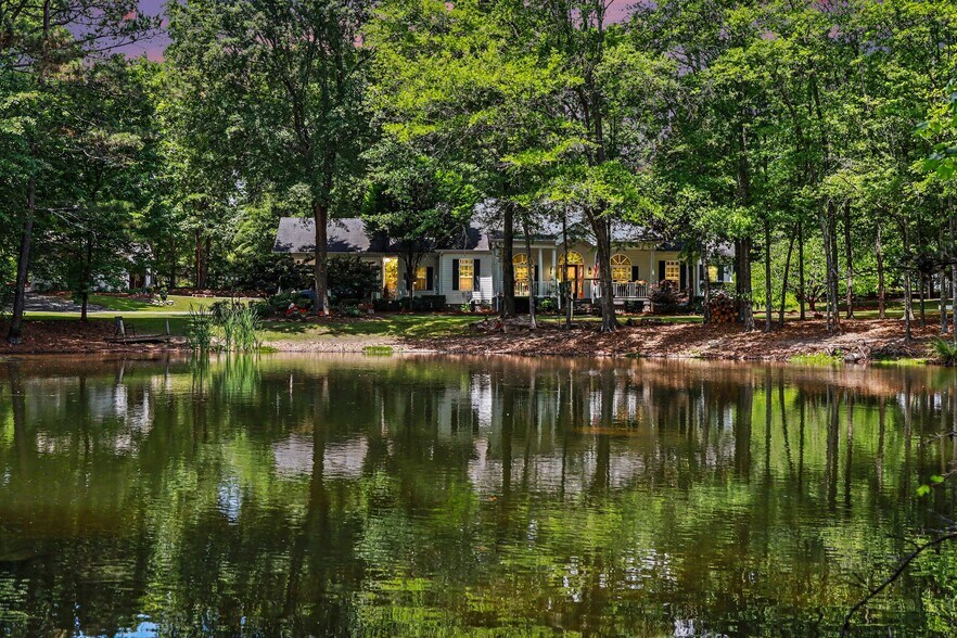 Primary Photo Of 4037 Old Williamston Rd, Belton Specialty For Sale