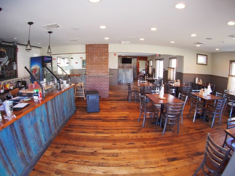 More Photos Of 148 Elizabeth St, Derby Restaurant For Lease
