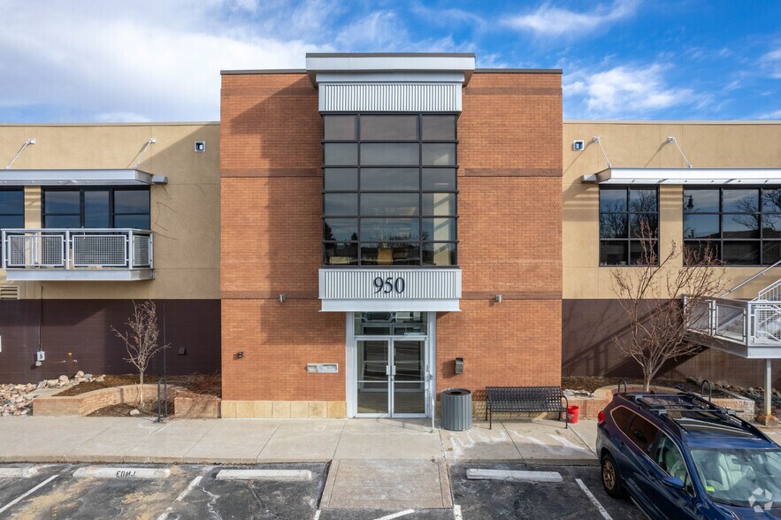 More Photos Of 950 Spruce St, Louisville Freestanding For Lease