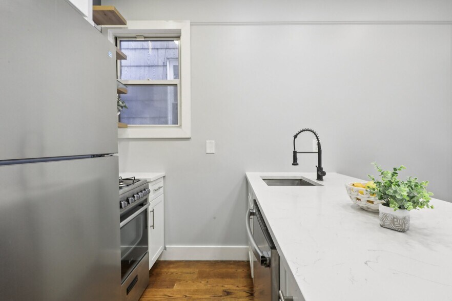 More Photos Of 112 Duncan Ave, Jersey City Apartments For Sale