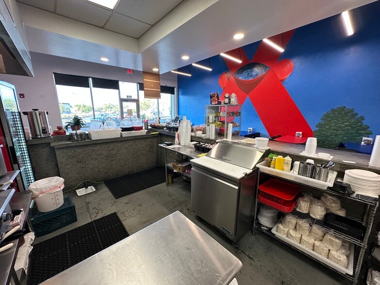 More Photos Of 4100 Central Ave SW, Albuquerque Fast Food For Sale