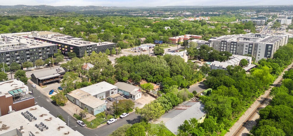 More Photos Of 1200 Gibson Lane, Austin Land For Sale
