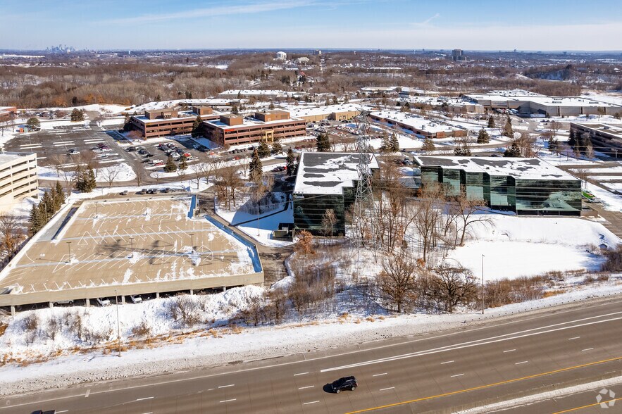 More Photos Of 12900 Whitewater Dr, Minnetonka Unknown For Lease