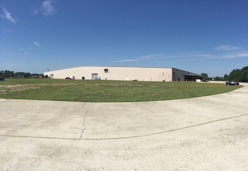 More Photos Of 385 French Collins Rd, Conway Warehouse For Lease