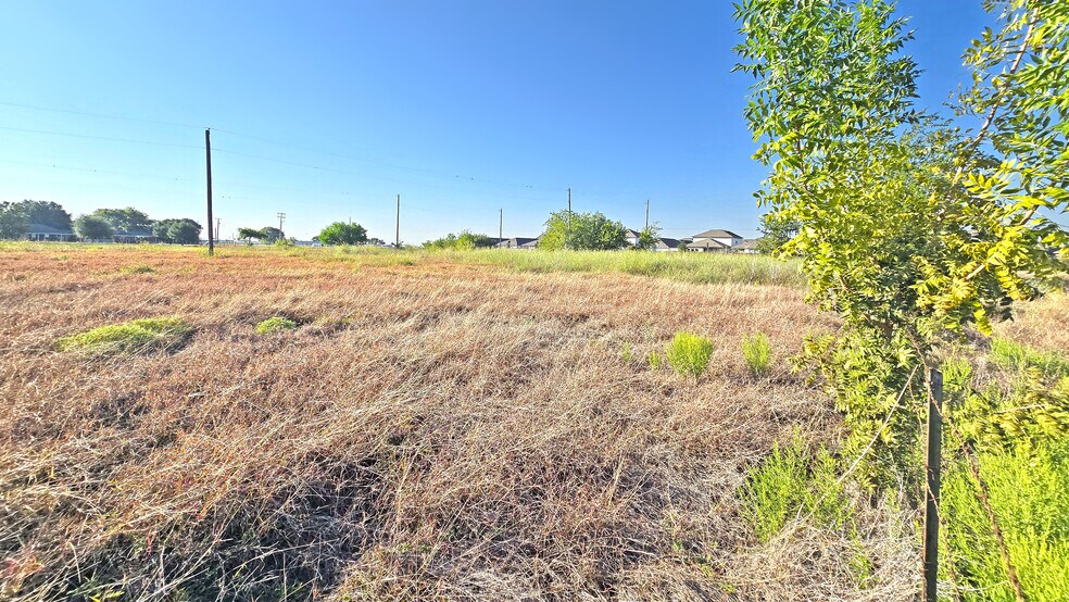 More Photos Of 1239 Barbarosa Rd & 1255 Saur Ln, New Braunfels Land For Sale