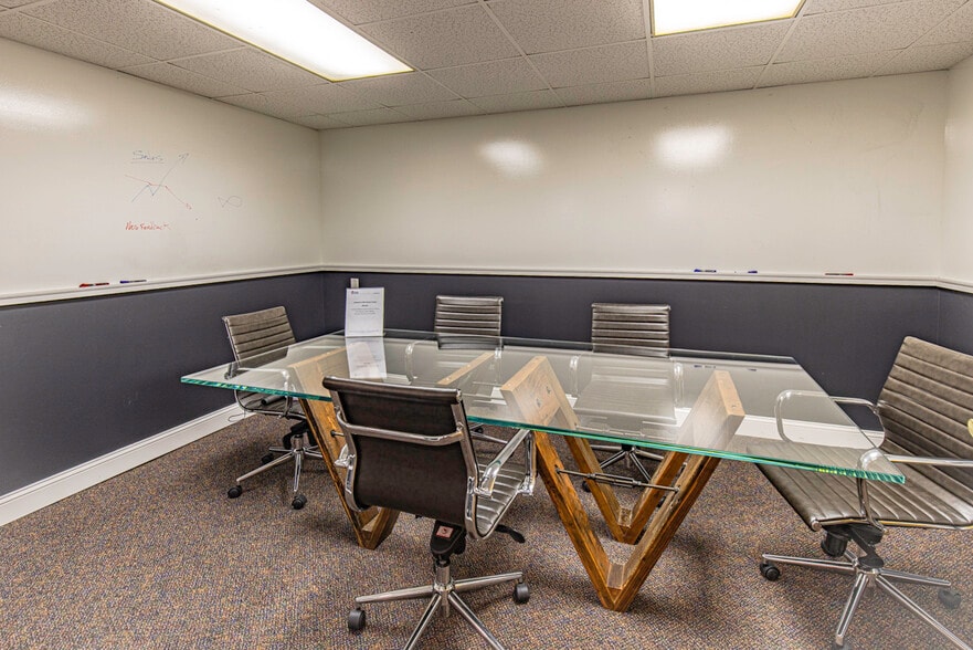 More Photos Of 417 Main St, Bangor Office For Lease