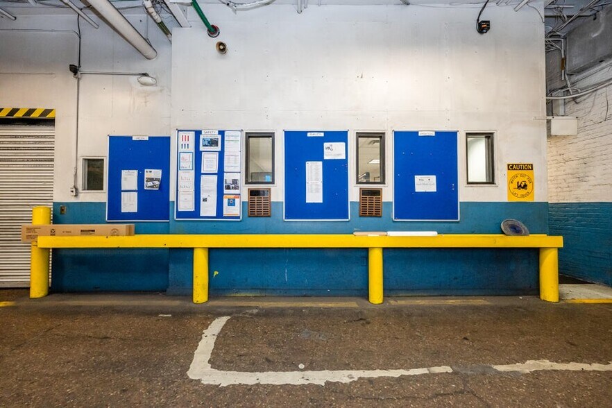 More Photos Of 521 Langley Ave, Saint Joseph Industrial For Sale