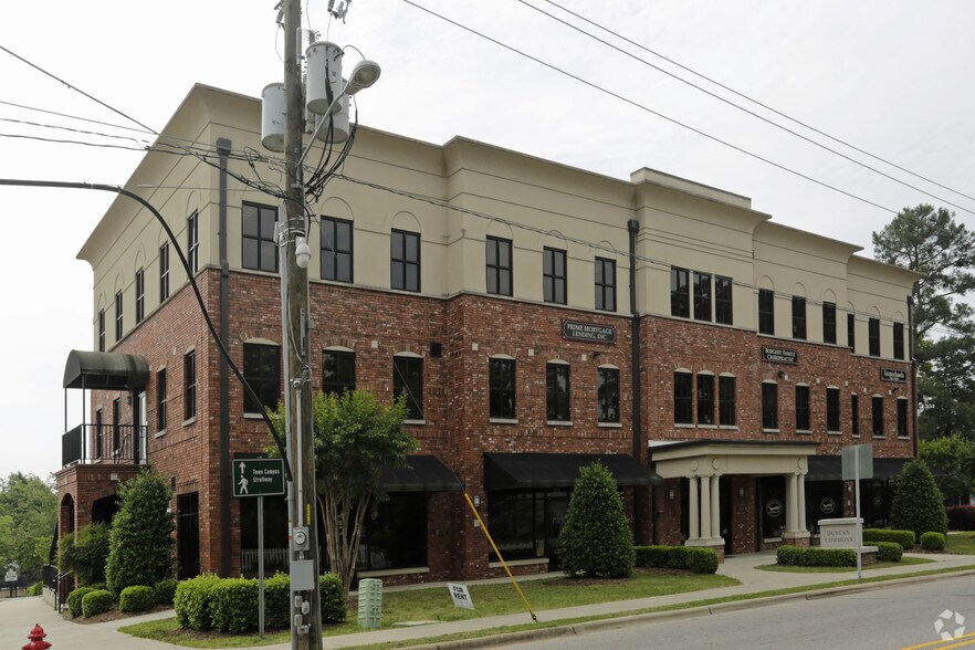 More Photos Of 320 N Salem St, Apex Office For Lease