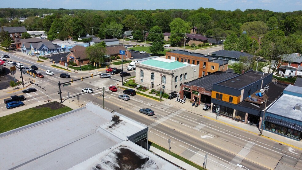 More Photos Of 311 Broadway St, South Haven Freestanding For Sale