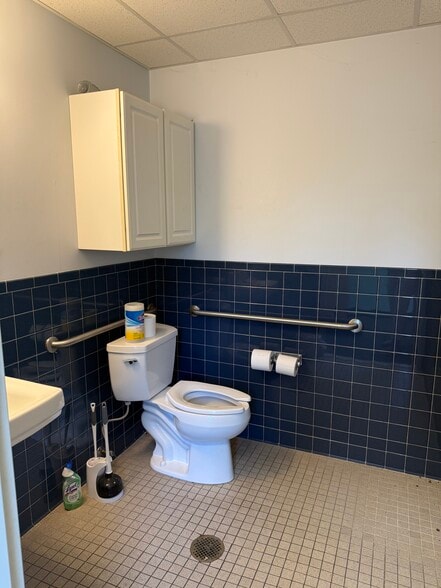 More Photos Of 20850 Langley Rd, Lexington Park Religious Facility For Lease