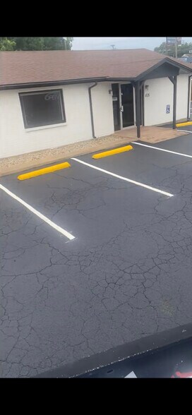 More Photos Of 418 W Chambers St, Cleburne Office For Sale