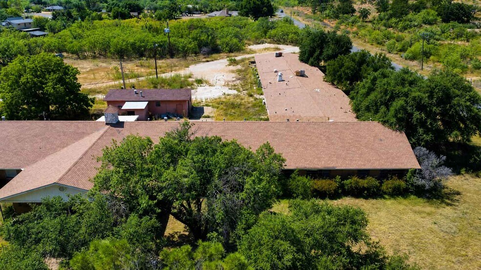 More Photos Of 1901 W Elliott St, Breckenridge Office For Sale