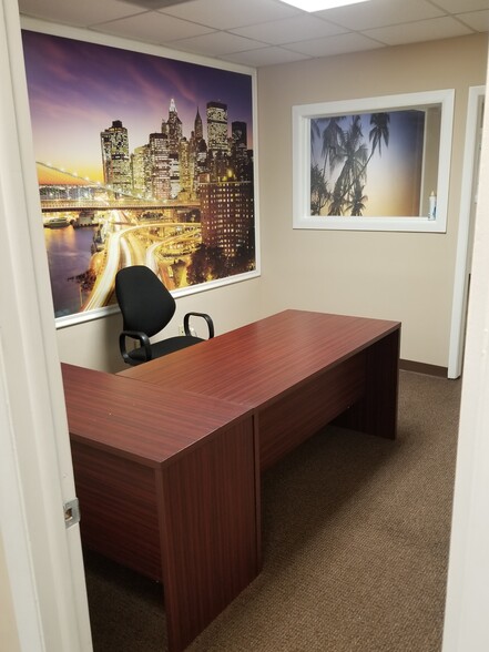 More Photos Of 2201 NE 52nd St, Lighthouse Point Medical For Sale