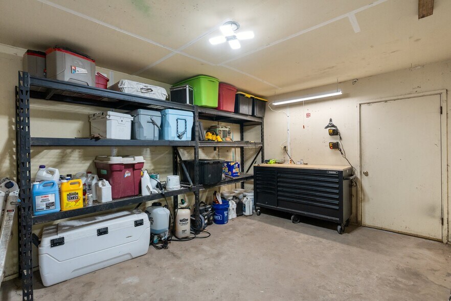 More Photos Of 2355 Jackson League Cir, Brenham Lodge Meeting Hall For Sale