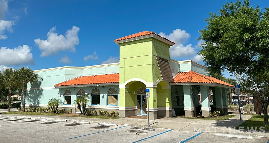 Primary Photo Of 5484 N Orange Blossom Trl, Orlando Fast Food For Lease